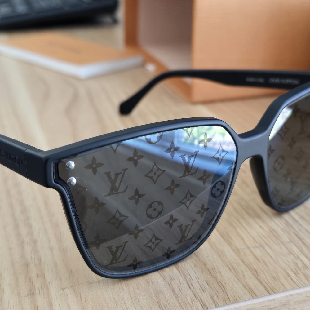 Louis Vuitton Waimea Large Square Sunglasses